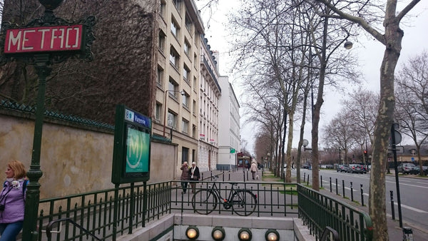 Studio Paris 7e Invalides. 20m du metro varenne (ligne 13) et 5 min à pieds métr Paris, France Beau studio à Paris 7e Invalides Entire rental unit vacation rental 11384167