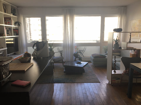 appartement  3 pièces de 60m2 avec balcon avec table et chaises proche des butte Paris, France appartement  buttes-chaumont/bassin de la villette Entire rental unit vacation rental 15263866