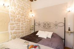 Charming One Bedroom Apt for up to 3 Guests on Exclusive Ile Saint Louis, Steps  Paris, France Peaceful Ile St Louis + Free Cruise Entire rental unit vacation rental 16565911