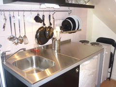 Ravissante studette de 12m2 à 2 min à pied des Champs Elysée et de l'Arc de Trio  Studette à 2 min à pied Champs Elysée Entire rental unit vacation rental 13457587