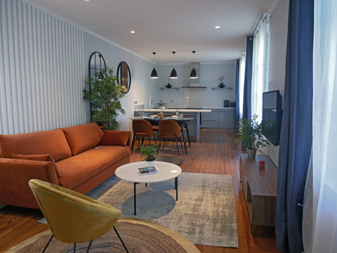 Bel appartement spacieux et indépendant de 75m2 avec 2 chambres faisant partie d Bordeaux, France Bel appart T3 spacieux rénové près centre Bordeaux Entire guest suite vacation rental 625138447340933187