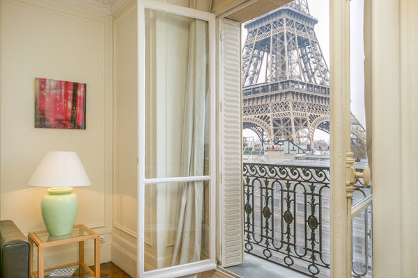 Amazing apartment with amazing view is located in front of the Eiffel Tower full Paris, France The Secret - Eiffel Tower Entire rental unit vacation rental 10669323