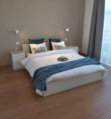 Vous bénéficier d'un accès facile à tous les sites et commodités depuis ce logem  Luxueux appartement, à deux pas de la gare du midi Entire rental unit vacation rental 53606137