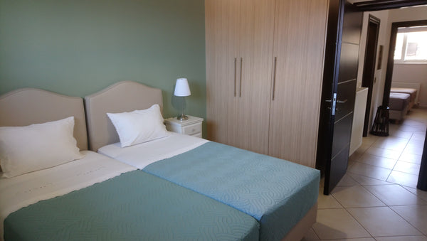 A spacious apartment in Koubelis area, 4.5 Km from the center of Chania, 15 min   Petros Spacious and Quiet Apartment in Chania Entire condo vacation rental 656996383603446054