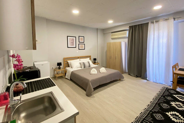 A cozy, newly renovated, clean and comfortable studio in the heart of Athens, fu GR Deluxe cosy apartment downtown E4 Private room in serviced apartment vacation rental 615645131412952550