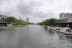 A comfortable studio with a seperate and fully equiped kitchen and seperate and  Paris, France Apartment with a view on the canal. Entire rental unit vacation rental 584317