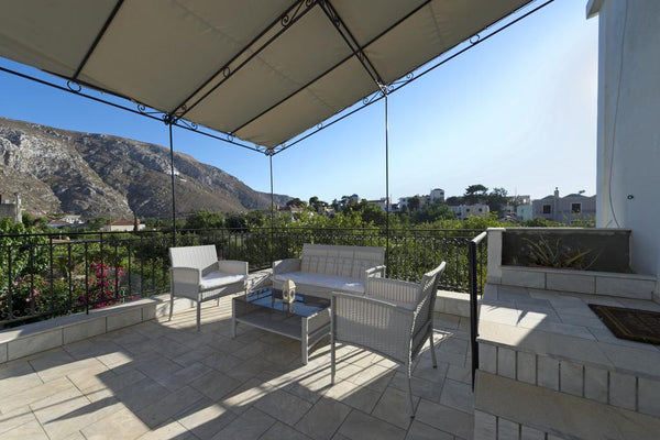 Paloma Luxury studios are some large shiny studios with nice quite garden to rel Athens, Greece Large room with balcony Room in aparthotel vacation rental 37341136