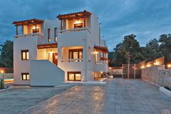 All Season Star is an excellent 240 sq. m. villa, 5' from Rethymno town, with be Rethimnon, Greece All season-star villa, private pool,near amenities Entire villa vacation rental 22131102