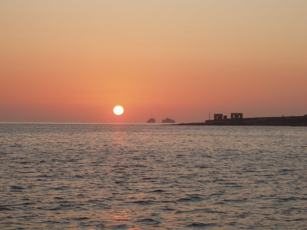 A simple but very clean studio in a quiet area close to the centre (10min walkin Greece PAROS APARTMENT MELAS Entire rental unit vacation rental 19379394