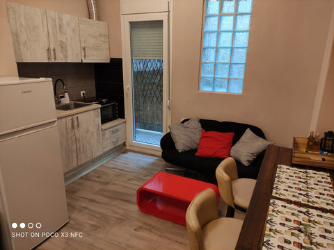 Closer Central apartments είναι ειδικά σχεδιασμένα στην καρδιά της Θεσσαλονίκης, Thessaloniki, Greece Closer Center Apartments Entire condo vacation rental 52382033