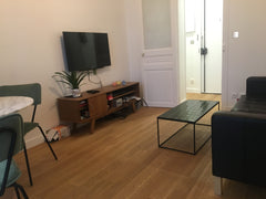 Located 2 min by walk from Voltaire tube station, in the trendy 11th arrondissem Paris, France Beautiful and all new 2 rooms-apartment Entire rental unit vacation rental 4823164