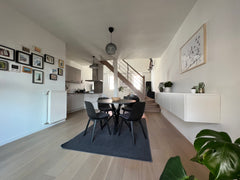 Deze centraal gelegen accommodatie is smaakvol ingericht. Het appartement is gel Antwerp, Belgium Moderne Duplex in het Stadscentrum Entire loft vacation rental 560021352956685593