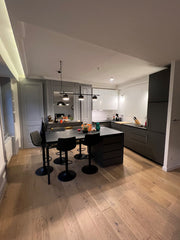 Cet appartement dispose de deux chambres séparées. Rénové récemment il est entiè Lyon, France Appartement moderne - Hôtel de ville Lyon 1 Entire rental unit vacation rental 734521897960642357