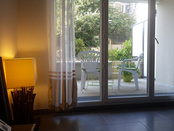 Beau deux pièces avec terrasse et jardin près du 20e arrondissement de paris.<br Paris, France 2 pièces à Paris, terrasse + jardin Entire rental unit vacation rental 3440974