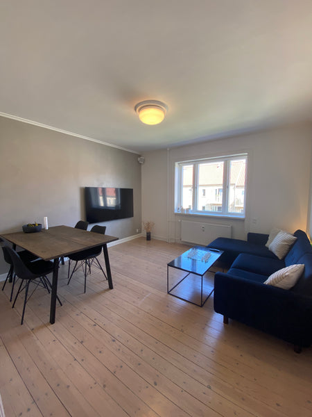 Nyrenoveret, og moderne Københavner lejlighed placeret kun 5 km fra København Ce Farum, Denmark Hyggelig nyrenoveret københavner lejlighed Entire condo vacation rental 689860403768877868