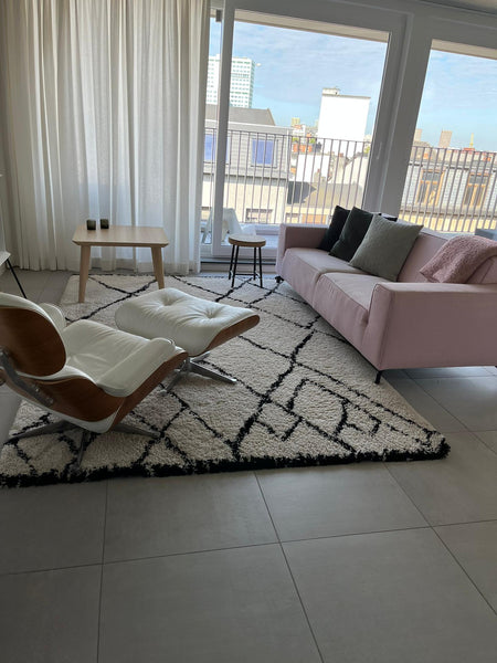 Een modern ingericht 2 slaapkamer appartement in een recente nieuwbouw voorzien   Hip design appartement @Park Spoor Antwerpen Noord Entire loft vacation rental 27150005
