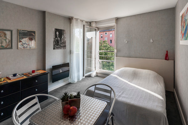 En semaine, pour un week-end à deux ou un séjour plus long à une personne, venez Lyon, France Ch. indépendante chez l'habitant sdb/WC privés Private room in bed and breakfast vacation rental 6118135