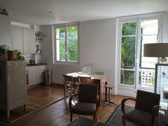 Classic Haussmannien apartment for 8 people (4 adults) in a calm and secure area Paris, France Charming, quiet three-bedroom apartment Entire rental unit vacation rental 18500924