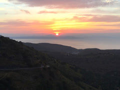 Beautiful traditional studio in Kea, very bright, overlooking the sunset, in exc Athens, Greece Enjoy sunset from a wonderful traditional studio Entire rental unit vacation rental 24440934