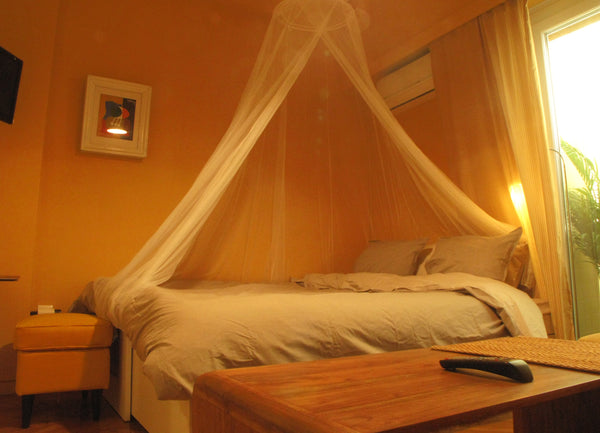 This is a fully renovated 32 m apartment, located in one of the finest areas of  Athens, Attica, Greece Homey and calm yet central (by the Hilton) Entire rental unit vacation rental 24385582