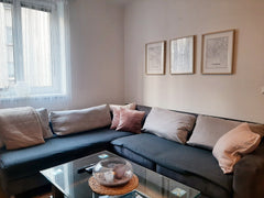 Gemütlich 2 Zimmer Wohnung, perfekt für deinen Aufetnhalt in Wien. Voll ausgesta  Cozy and central apartment Entire rental unit vacation rental 54060258