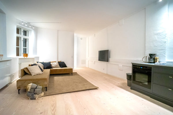 Charismatic and newly renovated apartment in the Heart of Copenhagen.<br /><br / Copenhagen, Denmark ★Beautiful Charismatic Apt. Heart of Copenhagen★ Entire serviced apartment vacation rental 53515043