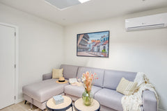 Get ready to book your next deluxe city getaway in our stunning 2-bedroom apartm San Francisco, CA Lovely 2BD apartment 15 mins from Gent city centre Entire rental unit vacation rental 694569688360921293