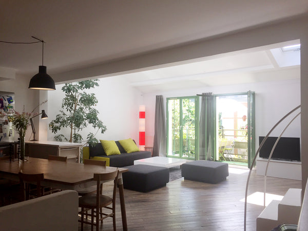 Maison familiale atypique de 120m2 avec joli petit jardin et balcon totalement a Paris, France Maison au coeur de Paris avec jardinet et balcon Entire home vacation rental 19351368