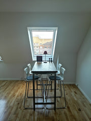 Nice and cosy room. Perfect for an overnight or short stay.<br /><br />Close to  Copenhagen, Denmark Cozy room ! Close to City centre :) Private room in rental unit vacation rental 34387740