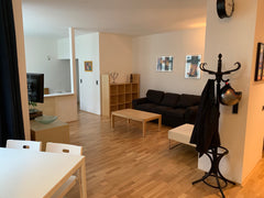 Erste Stock Hofseitig, ruhig, helles ambiente und neben U Bahn (U3)  Casa Benedikt Entire loft vacation rental 40555692