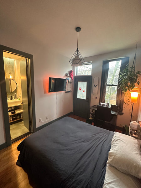 You'll have a great time at this comfortable place to stay. Austin, TX Rental unit in Brooklyn · 1 bedroom · 1 bed · 1 private bath Private room in rental unit vacation rental 794554204247005366