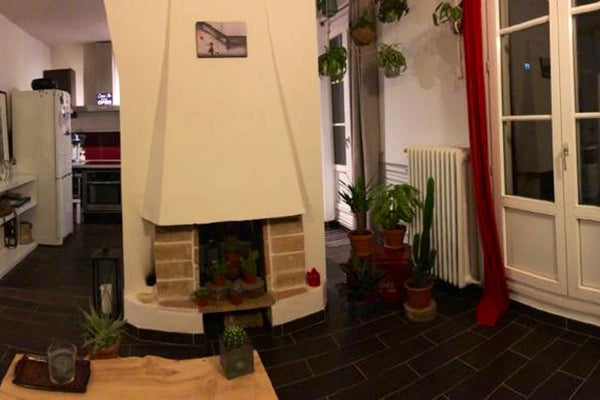 Welcome to my super cozy flat, located in the heart of Paris, in the 11th arrond Paris, France Lovely flat for 2-4 people in the heart of Paris Entire rental unit vacation rental 29628254