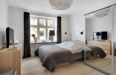 Apartment in central location in Copenhagen Ø. 10 minutes on bike or 30 min walk Copenhagen, Denmark Fin lejlighed med åbne rum og lækkert køkken/bad Entire condo vacation rental 596892397646237284