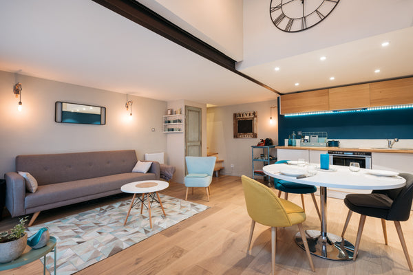 Duplex apartment less than 10min walk from Part Dieu train station. <br />Near G Lyon, France Dify Duplex - Place des Brotteaux Entire rental unit vacation rental 23022674