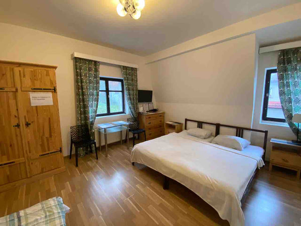 This historic atmospheric villa is a guest house.It is a 30-minute walk from the Bydgoszcz, Poland Apartments 6 in a historic villa. M/tr, 10m/center Entire guest suite vacation rental 34241637