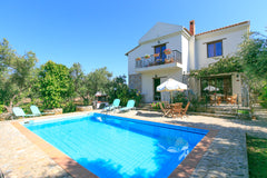 <p><b>Overview</b> <br>Villa Nineta is located in Tavronitis, Crete. This detach England, United Kingdom Villa Nineta: Large Private Pool, Walk to Beach, Sea Views, A/C, WiFi Entire villa vacation rental 11289898