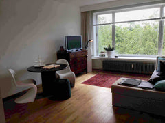 Welcome to enjoy the beautiful view this studio offers on the park of Antwerp!<b  STUDIO  DAYLIGHT,located in the diamond district Entire rental unit vacation rental 32977224