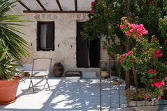 Chic 1 bedroom apartment in Triovassalos; with kitchen and living space combined Plaka, Milos, Greece Cute & stylish 1 bedroom with two terraces Cycladic home vacation rental 3584502