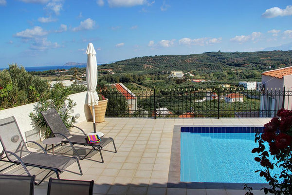 Situated in Tavronitis, within 1.1 km of Tavronitis Beach,Zentrum Epsilon Villa  Crete Region, Greece Zentrum Epsilon Villa with Private Pool Entire villa vacation rental 50038905