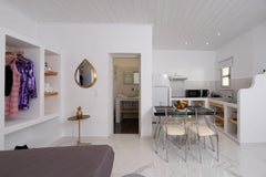 &zwj;<br /><br /><b>The space</b><br />Discover Santorini from our lovely apartm Edinburgh, United Kingdom GK in SANTORINI HOME ART Entire rental unit vacation rental 49239946