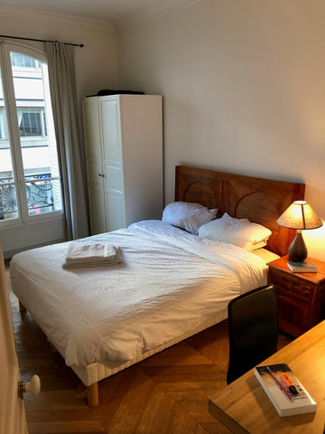 Beautiful flat in the center of prestigious 16th district just moments away from Paris, France A beautiful and cosy flat in the heart Paris! Entire rental unit vacation rental 29959112