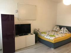 Gemütliche Wohnung sehr zentral gelegen , nähe Schloss Schönbrunn, U4 zwei min z  Gemütliches Aparment nähe Schönbrunn Entire rental unit vacation rental 550658141716986641