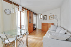 This charming 34 square meters is located in the heart of the Quartier Latin, on Paris, France ID300 Latin Quarter - Pantheon 1 bedroom Entire rental unit vacation rental 21206473