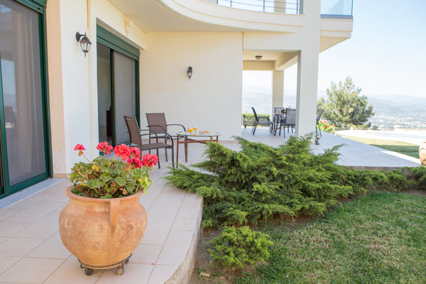 Comfortable 3 bedrooms / 2 bathrooms apartment, part of neoclassical Golden Key  Chania, Greece Athina 3 Bedroom Suite Entire home vacation rental 12557669