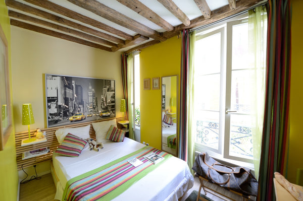 Located in a private residence in the heart of Paris nearby many museums, shops  Paris, France Gorgeous studio in the Haut-Marais Entire rental unit vacation rental 21581155