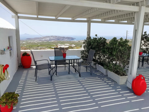 Admire the landscape and the view, feel the serenity of nature, taste the flavor Thera, Greece Natives View spacious studio with sunset-sea view Cycladic home vacation rental 34955677