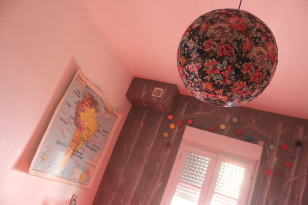 For those of you wanting to experience the life in one of Paris' liveliest and t Paris, AR A cosy nest in the heart of Paris Entire rental unit vacation rental 1374078
