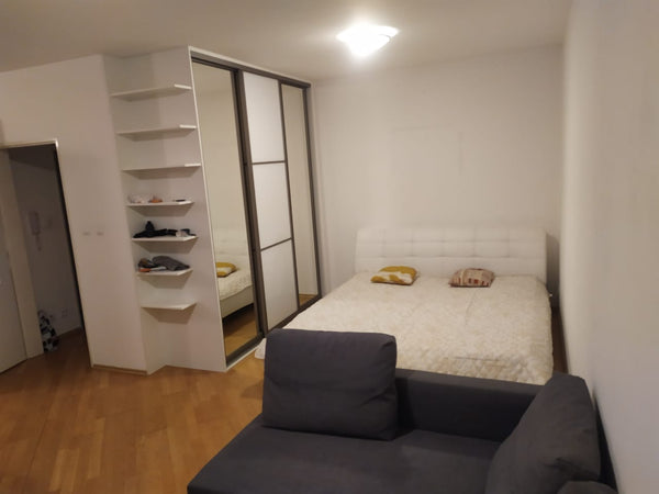 It is 1 big room (40 square meter) apartment. You will use king size bed and I w Lake George, NY Lovely entire 1-bedroom flat Shared room in rental unit vacation rental 53769588