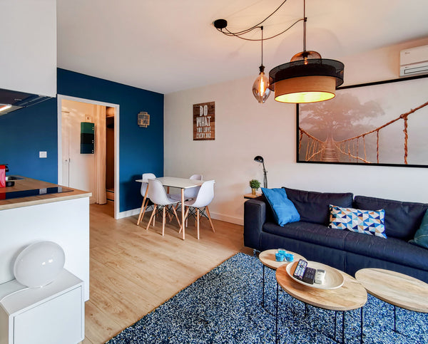 Welcome to my charming 32 square meters apartment located in the 7th district of Lyon, France Charmant Appartement Centre Lyon Entire rental unit vacation rental 43735760