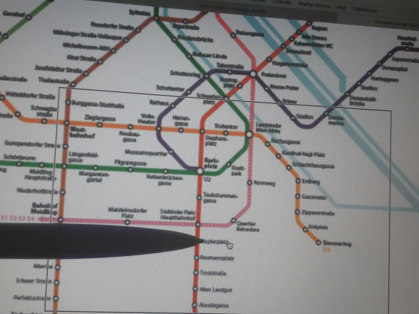 Das Zimmer befindet sich in einer drei Zimmer Wohnung, die sich in einer zentral Vienna, Austria Zimmer2- Nähe Hauptbahnhof- U1- 10 Min. Karspl.-3 Private room in rental unit vacation rental 45615008